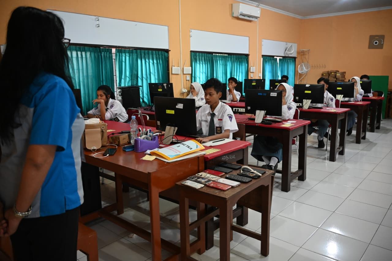 Berdasar Hasil Monitoring, TKA Hari Pertama Berjalan Lancar 